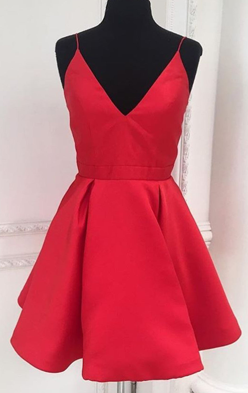 MACLoth Deep V Neck Mini Prom Homecoming Dress Red Cocktail Formal Gow MACloth MACLoth Deep V Neck Mini Prom Homecoming Dress Red Cocktail Formal Gow MACloth