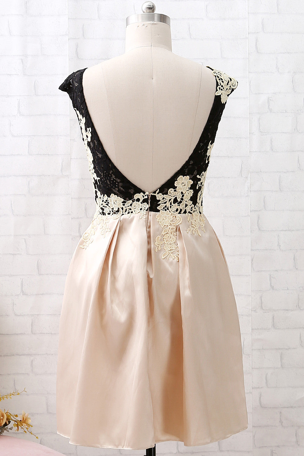 MACloth Cap Sleeves Lace Satin Short Cocktail Dress Champagne Wedding Party Dress Custom Color / Tea Length / US4 MACloth Cap Sleeves Lace Satin Short Cocktail Dress Champagne Wedding Party Dress Custom Color / Tea Length / US4