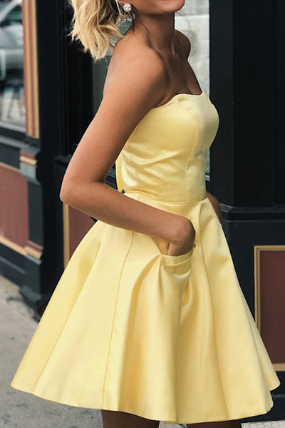 MACloth Strapless Mini Short Prom Homecoming Dress Yellow Wedding Party Dress with Pocket