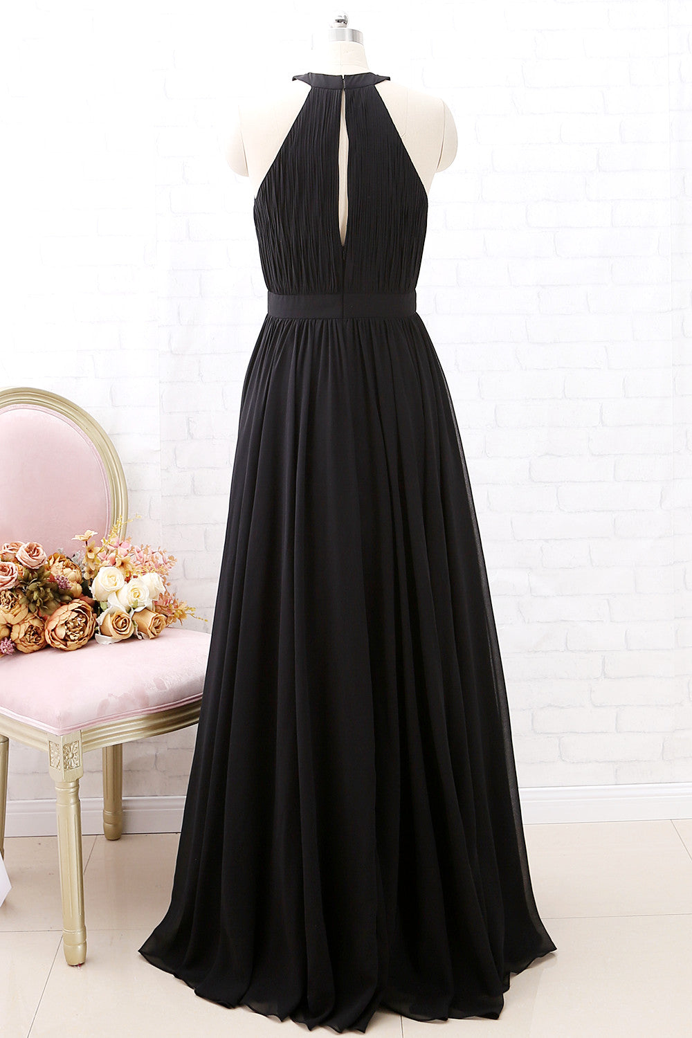 Vestido de dama de honor largo de gasa con cuello halter y escote redondo de MACloth, vestido de noche formal negro