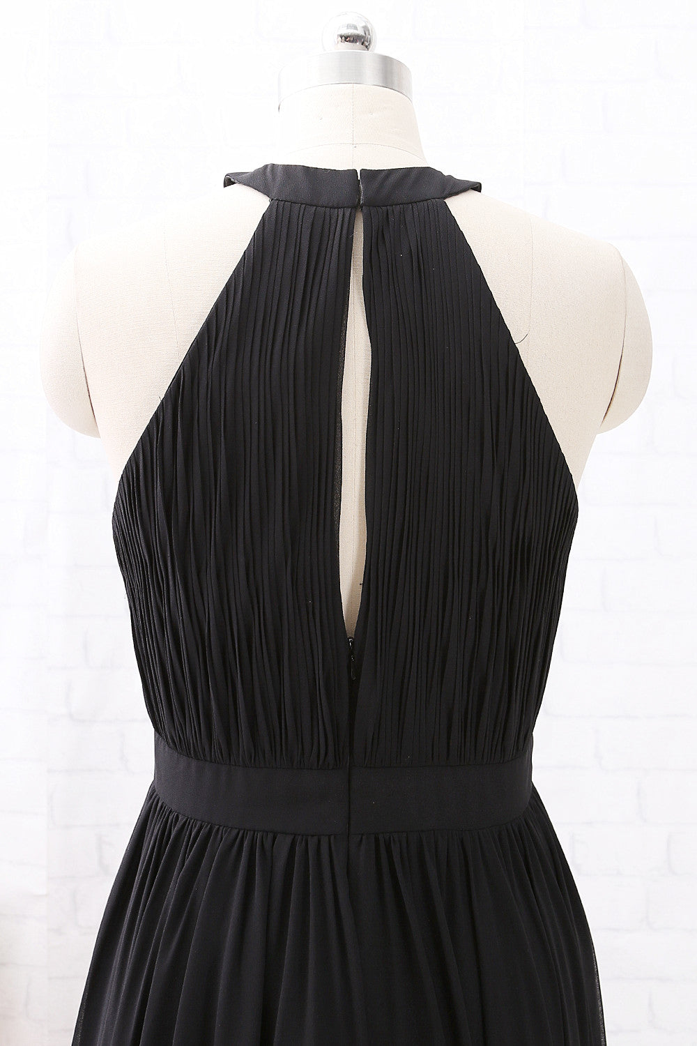 Vestido de dama de honor largo de gasa con cuello halter y escote redondo de MACloth, vestido de noche formal negro