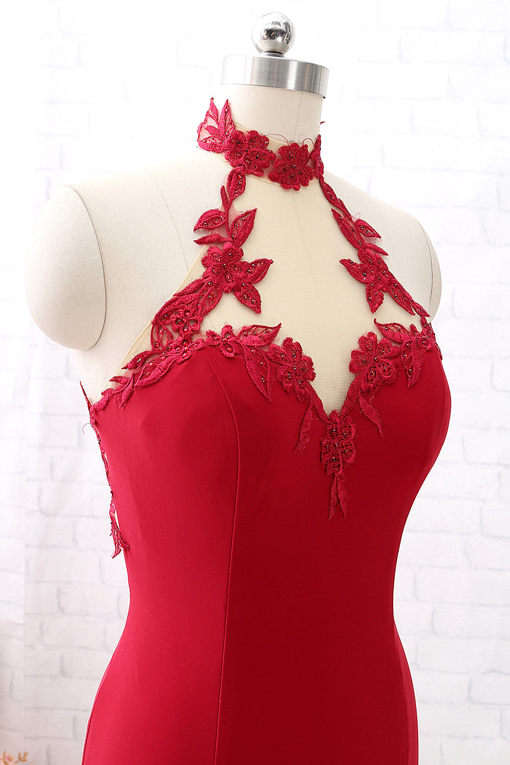 Vestido de fiesta largo de jersey de cuello alto estilo sirena color burdeos de MACloth