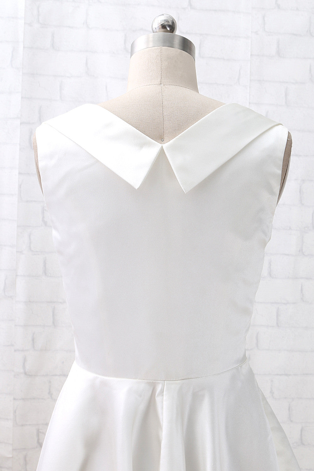 Vestido de cóctel vintage color marfil hasta la rodilla con tirantes MACloth