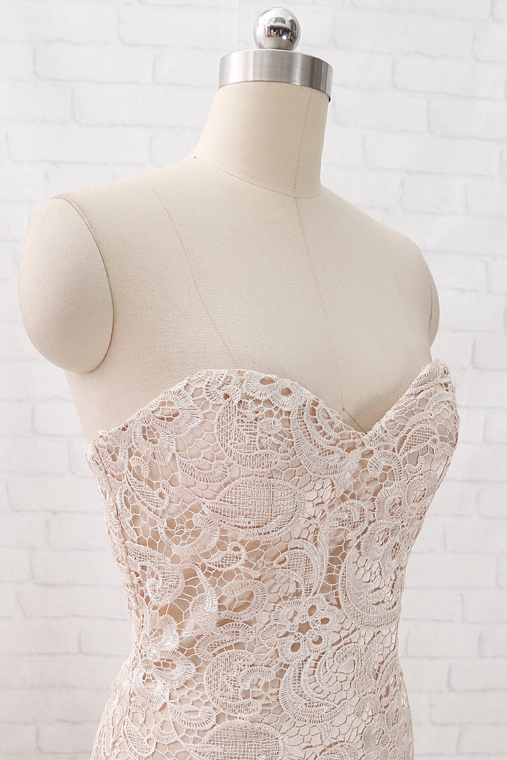 MACloth Meerjungfrau trägerlos Sweetheart langes Spitzen-Ballkleid Champagner formelles Abendkleid