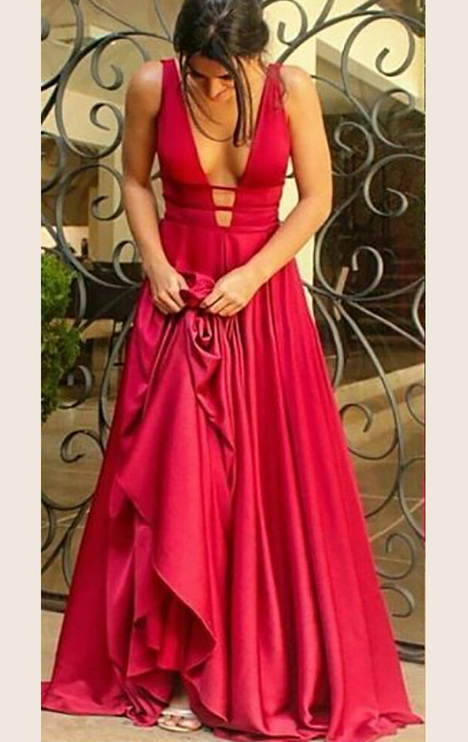 MACloth Träger V-Ausschnitt Satin Ballkleid Langes Ballkleid Rotes Abendkleid