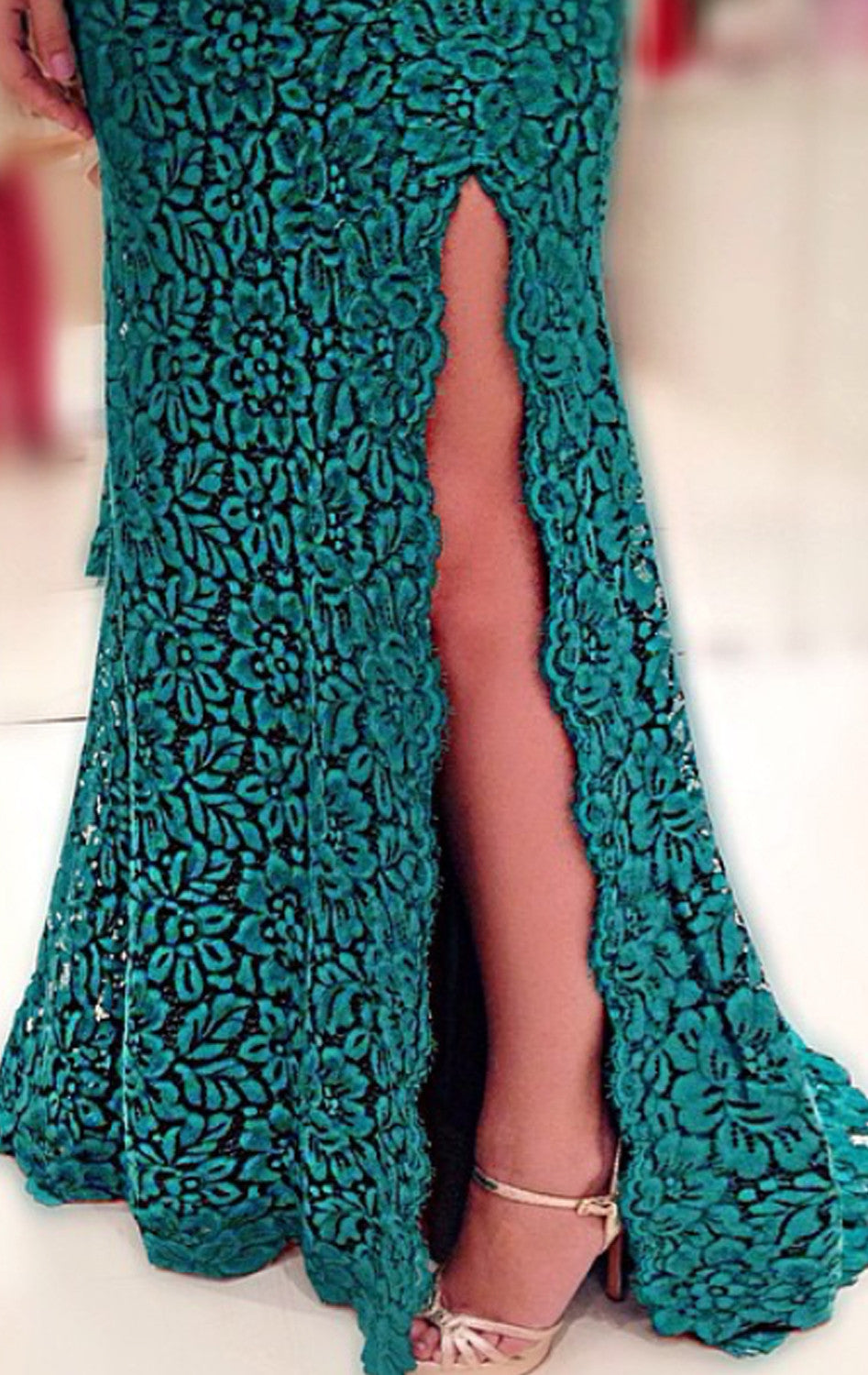 Vestido de fiesta de encaje de sirena MACloth con abertura en color verde azulado