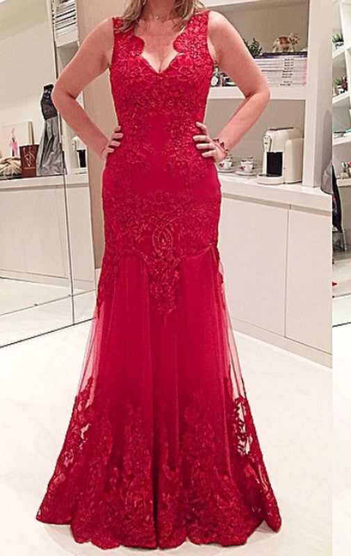 MACloth Straps V Neck Lace Open Back Long Prom Dress Red Formal Gown