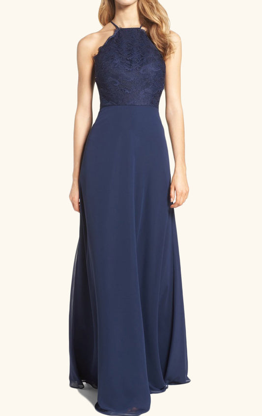 Vestido de dama de honor largo de gasa con encaje y cuello halter de MACloth, vestido formal azul marino oscuro
