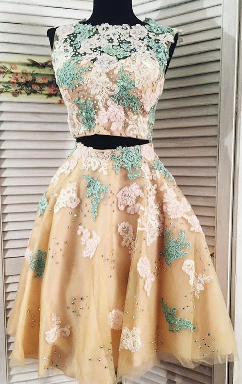 Vestido de fiesta de cóctel mini de tul con encaje de dos piezas de MACloth