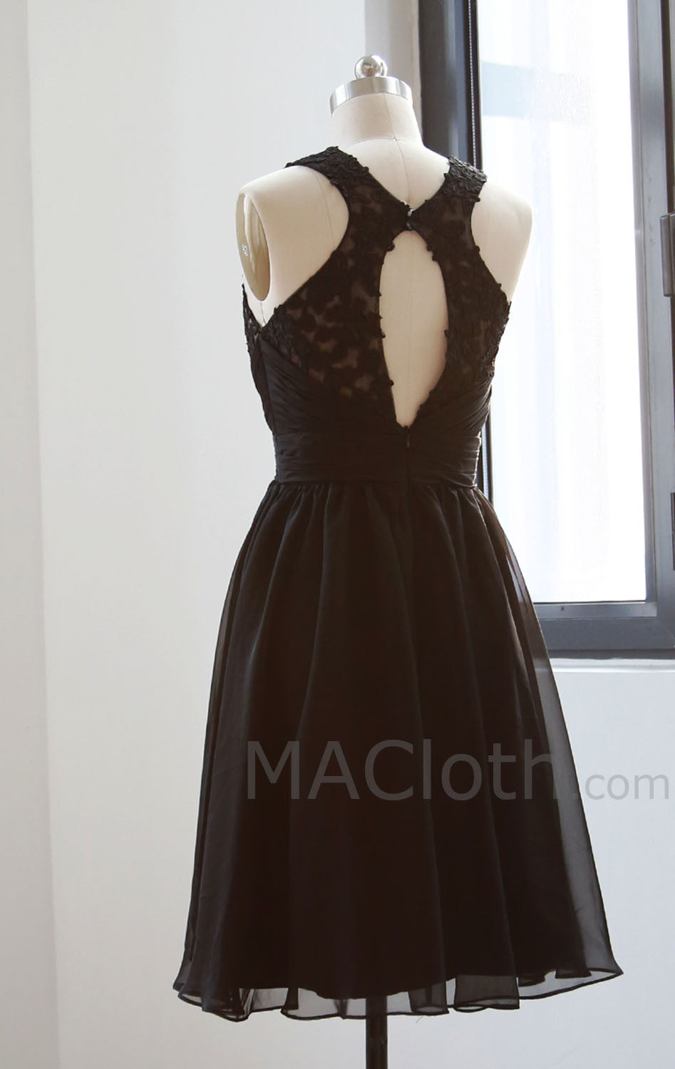 Vestido corto de fiesta negro con escote halter y encaje de MACloth, vestido de fiesta corto, vestido negro corto 160142