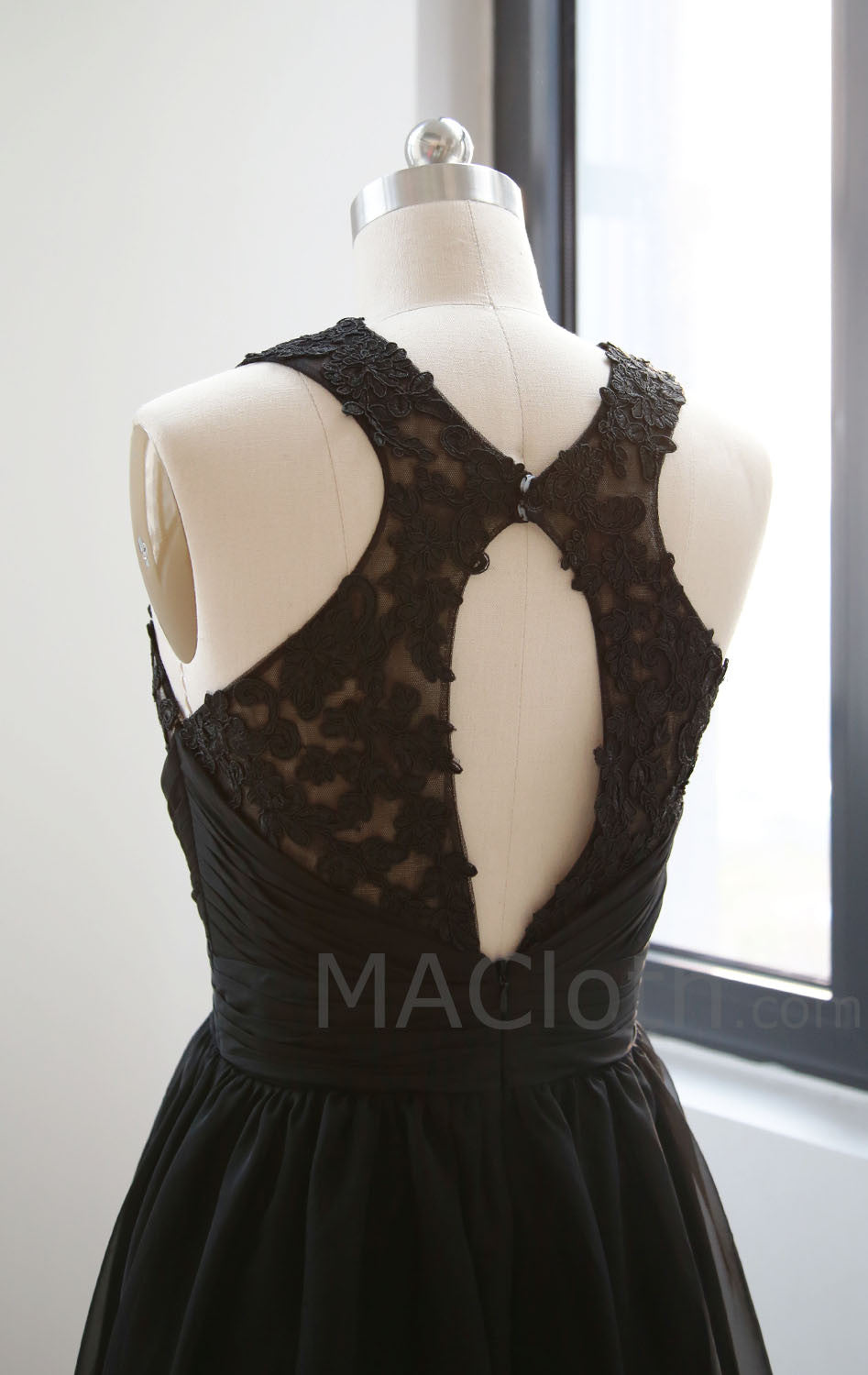 Vestido corto de fiesta negro con escote halter y encaje de MACloth, vestido de fiesta corto, vestido negro corto 160142